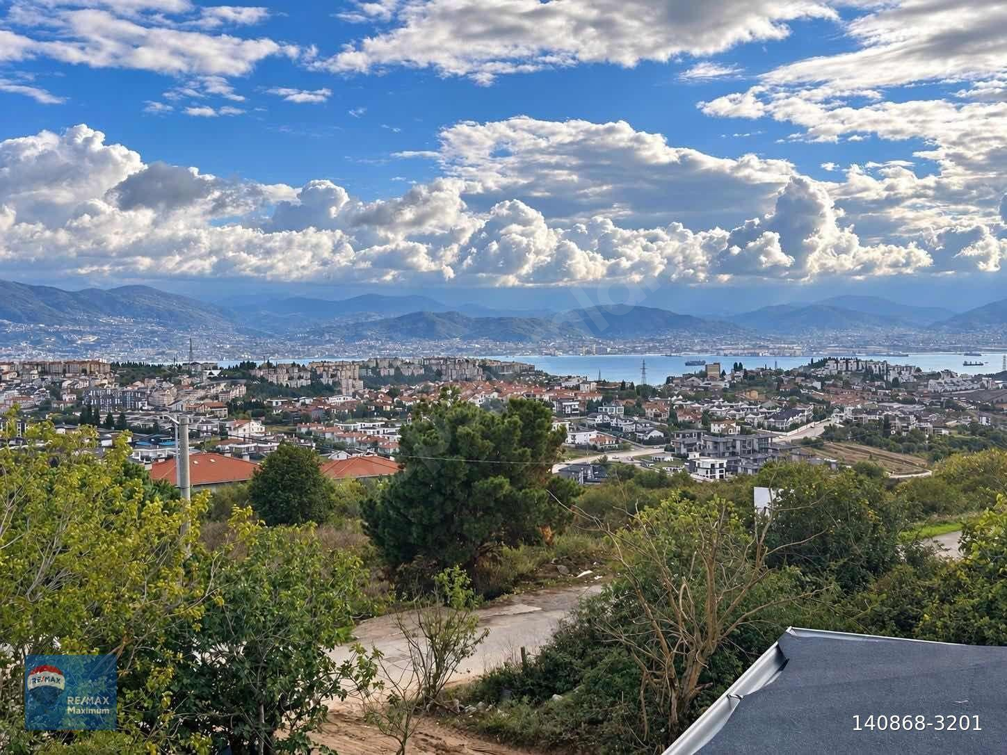İzmit Kabaoğlu Mah. Deniz Manzaralı 3+1 Dubleks Satılık Daire