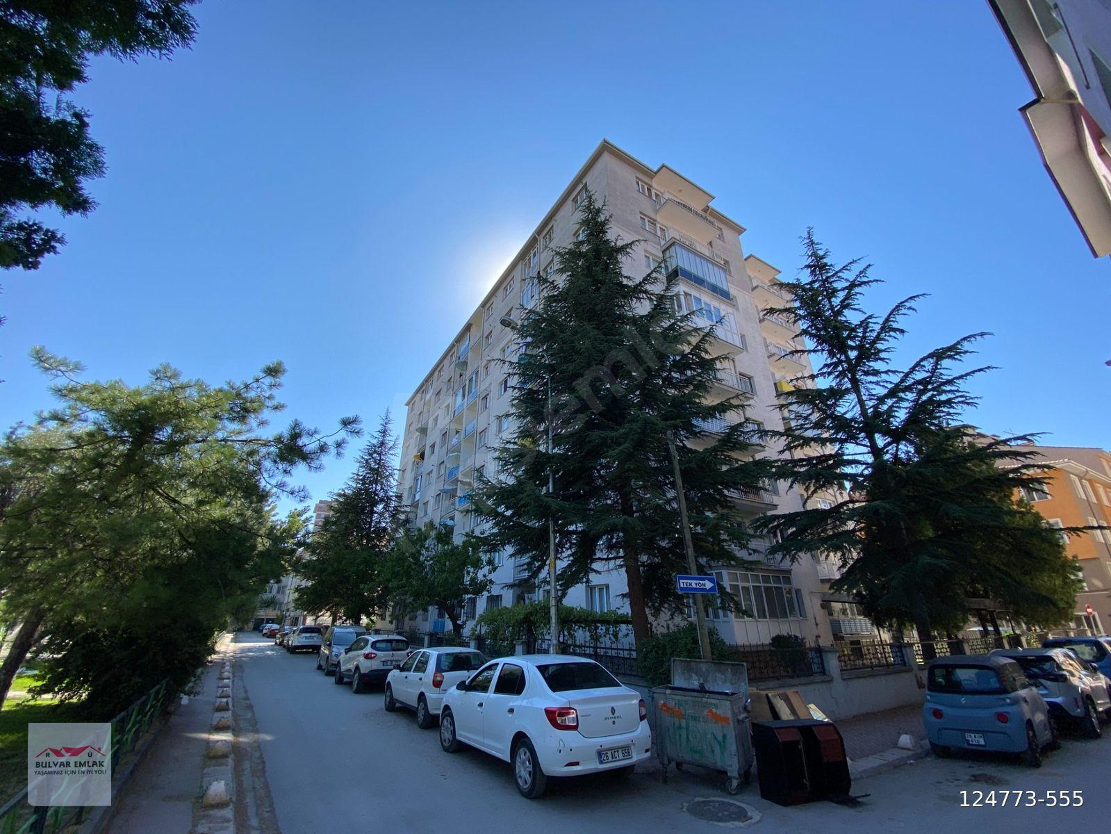 YENİBAĞLAR MH. FULL BAKIMLI,SİTE İÇİ SATILIK 3+1 DAİRE!
