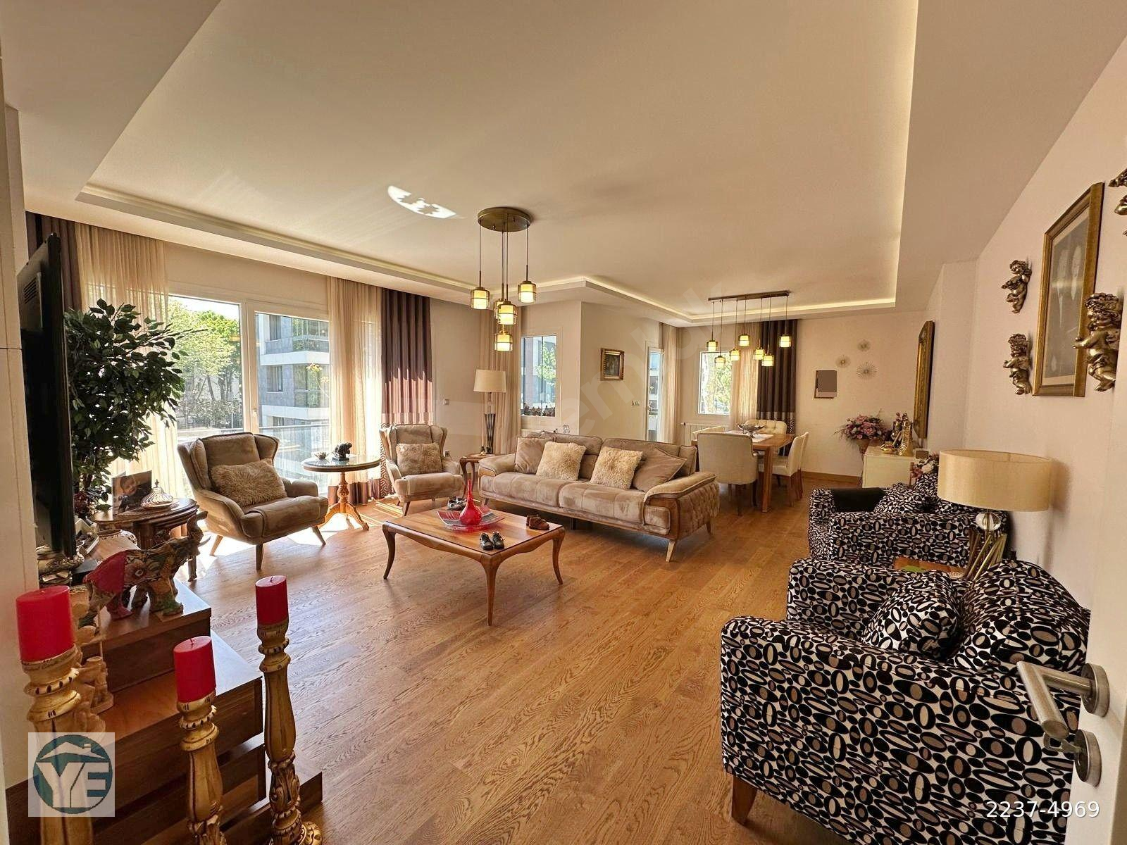 YEŞİLYURT EMLAKTAN YEŞİLYURTTA 3+SALON 155 M2 SATILIK ARAKAT