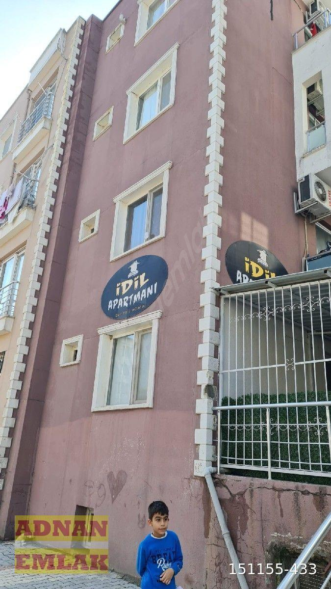 Antakya zülüflühan kampüs satılık eşyasız 2+1 sağlam ve huzurlu binada arakat Güney cephe