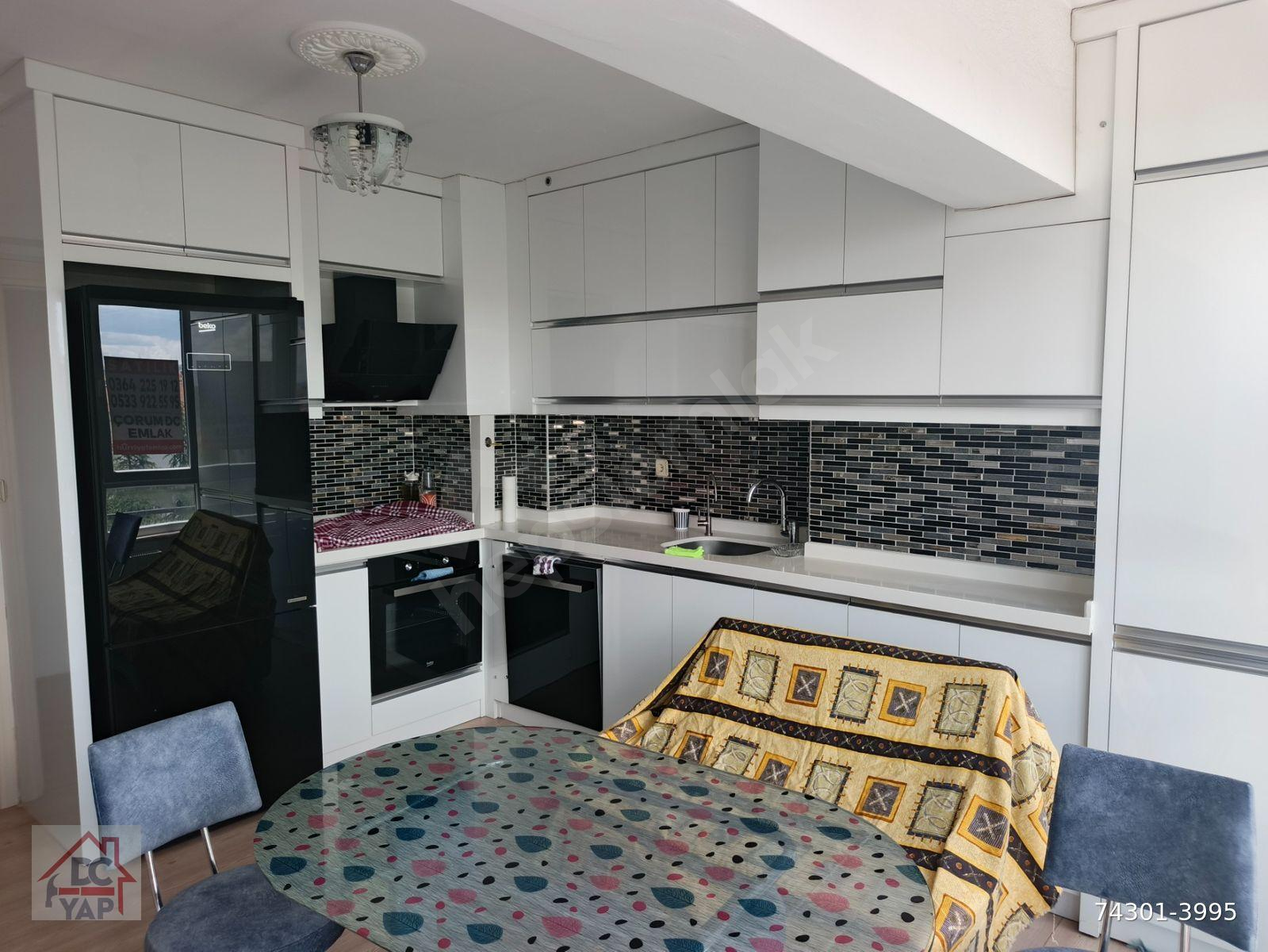 ÇORUM KALE MAH. İNÖNÜ LİSESİ CİVARI SATLIK 3+1 DAİRE