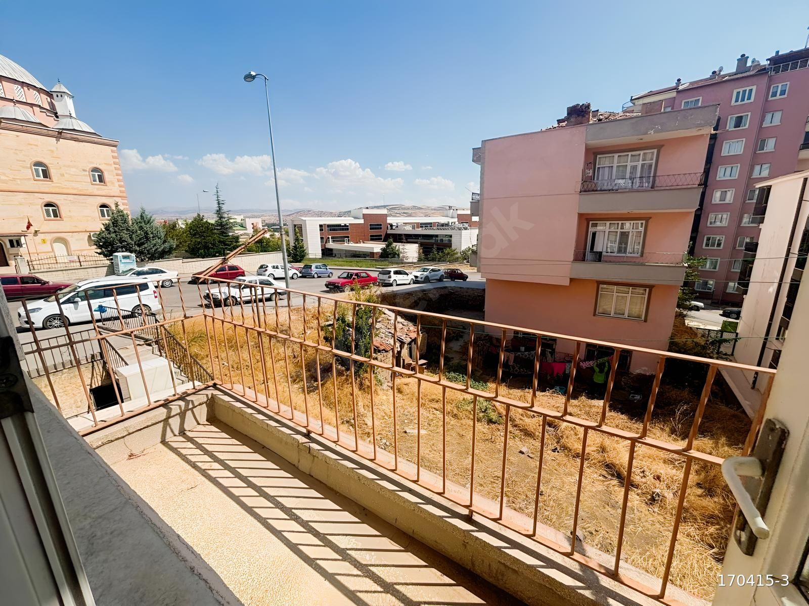 YILBAY YAPI EMLAK'TAN Yenimahalle'de Valilik Karşısı 2+1 Daire