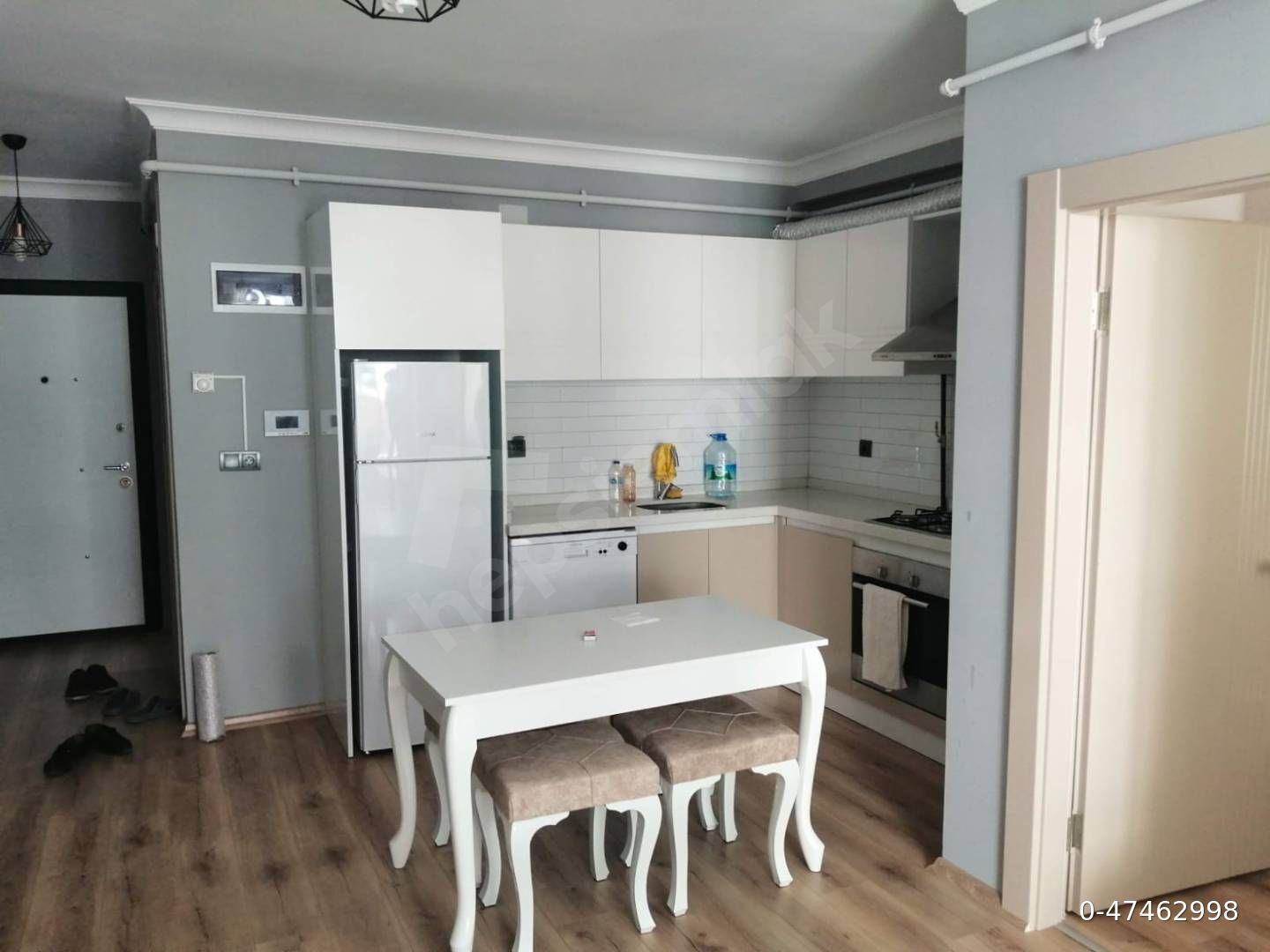 Adliye karşısı Merkezi Yerde kiralık 1+1