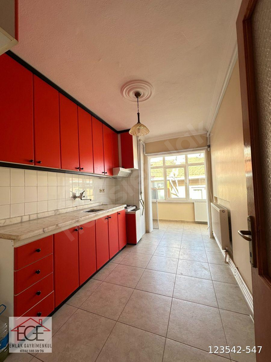 EGE EMLAK'TAN İSPAT CAMİ MAHALLESİNDE SATILIK 2+1 DAİRE