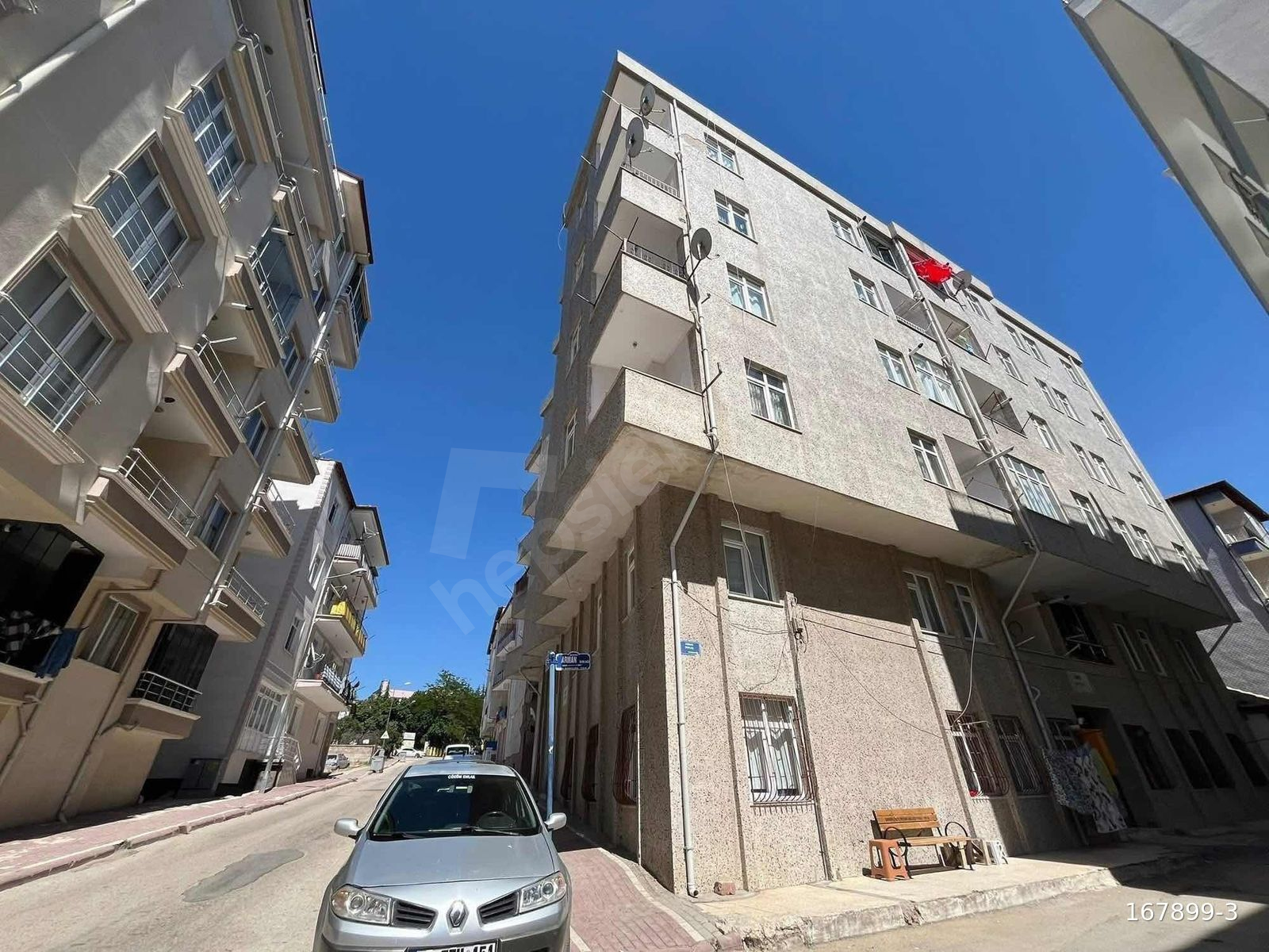ONUR EMLAK'DAN SATILIK 3+1 DAİRE