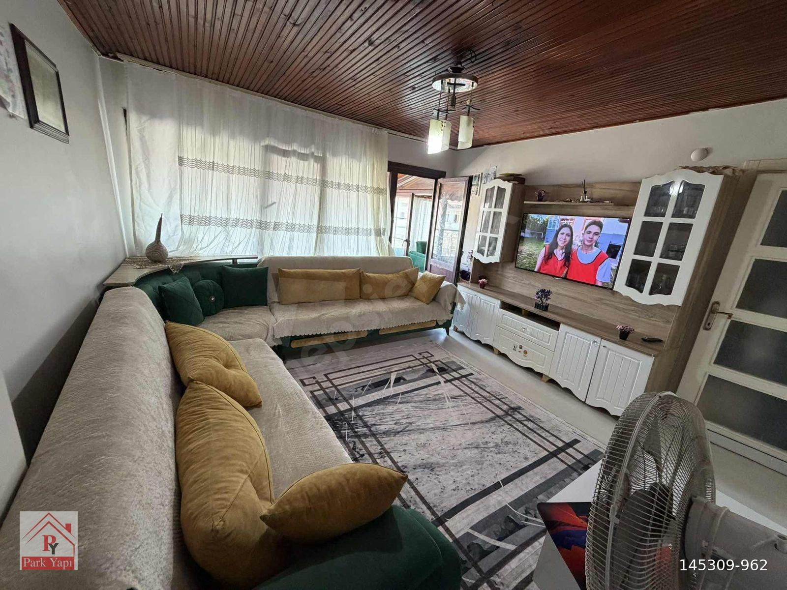 ŞİRİNEVLER METROBÜSE 10 DK 3+1 130M2 SATILIK DAİRE