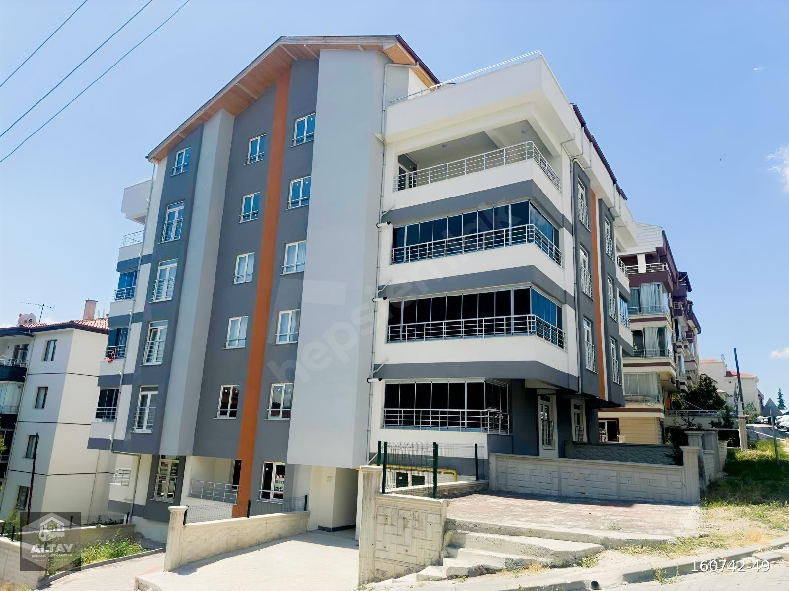ALTAY EMLAKTAN SATILIK KURTULUŞ MAH. DE 2+1 SIFIR DAİRE