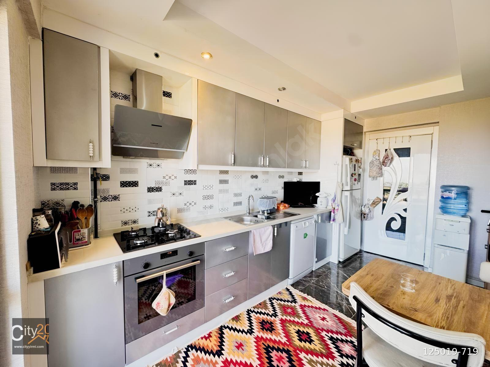 MEHMETAKİF ERSOY MAHALLESİ 140M2 3+1 GENİŞ FERAH DAİRE SATILIK