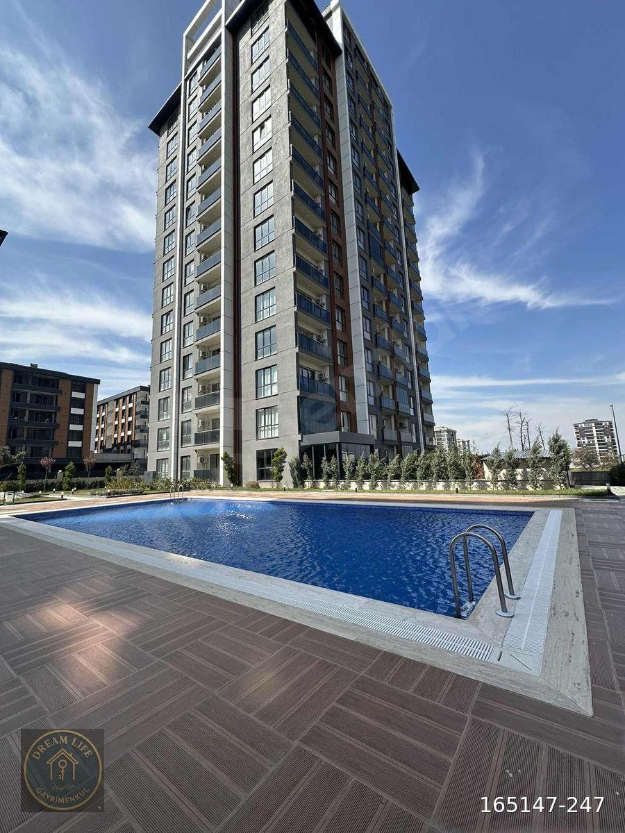 DREAM LİFE'DAN GÜMÜŞ TOWERSTA EŞYALI KİRALIK 1+1 DAİRE