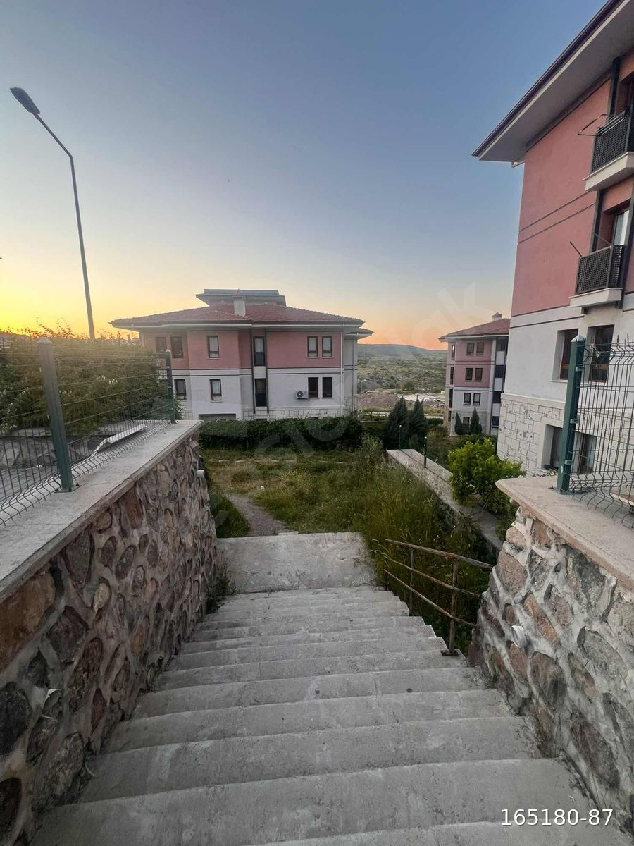 Akgedik TOKİ'de satılık 2 etap 3+1 150 m2 Diare