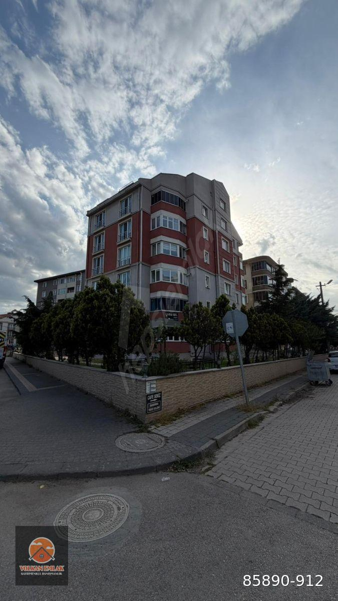 BANDIRMA VOLKAN EMLAK'TAN PAŞAKENT MH.'NDE SATILIK 3+1 DAİRE
