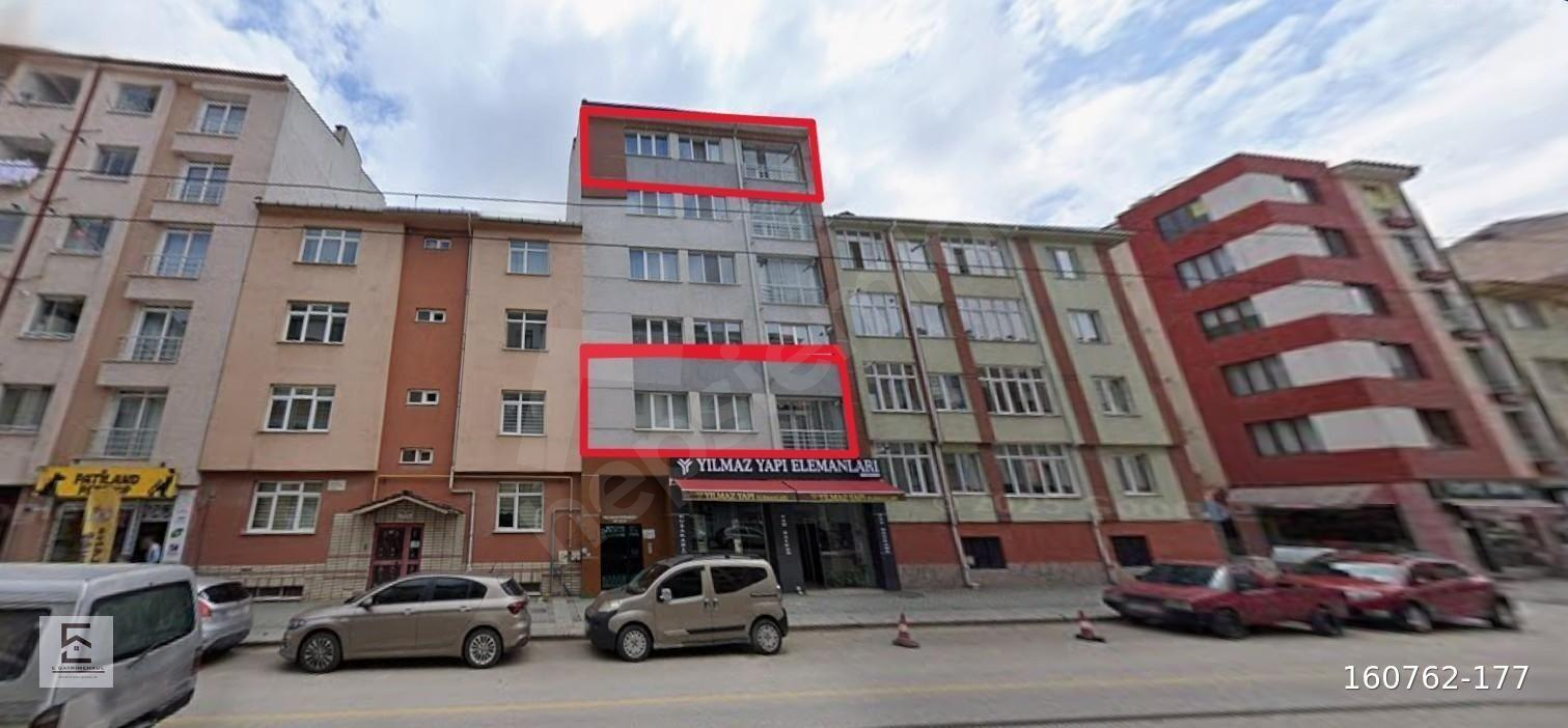 E GAYRİMENKUL'DEN GAFFAR OKKAN CD. ÜZERİ SATILIK 3+1 150m2 DAİRE