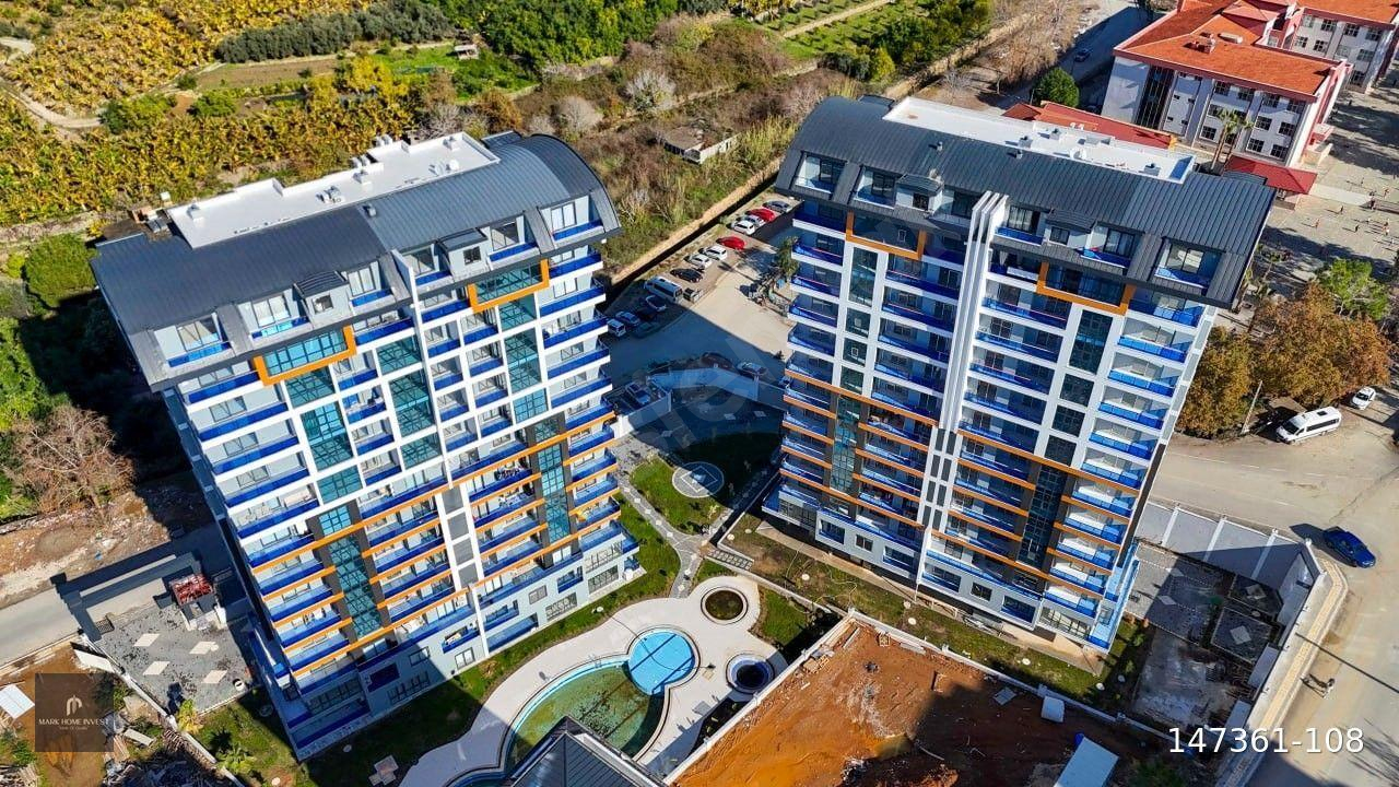 MAHMUTLAR'DA AKTİVİTELİ SİTEDE OKULLARA YAKIN 3+1 SIFIR DAİRE