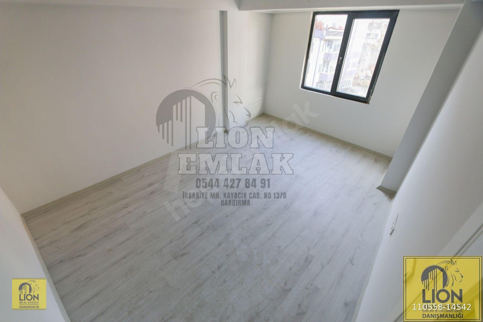 🟨⬛LION EMLAK'TAN PAŞAMESCİT MAHALLESİNDE ARAKAT 2+1 SATILIK DAİRE⬛🟨