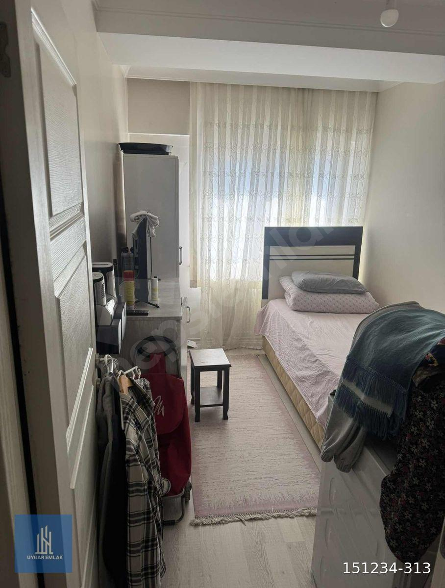 Şirinevler'de Güney Cephe, Otoparklı 3+1 Satılık Daire