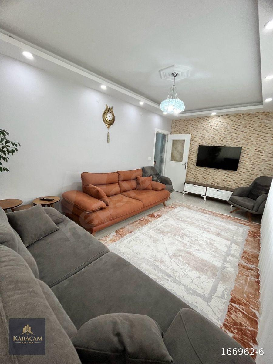 EMEK MAHALLESİ ALBAYRAK CADDESİ YAKININDA 2+1 GENİŞ KÖŞE DAİRE