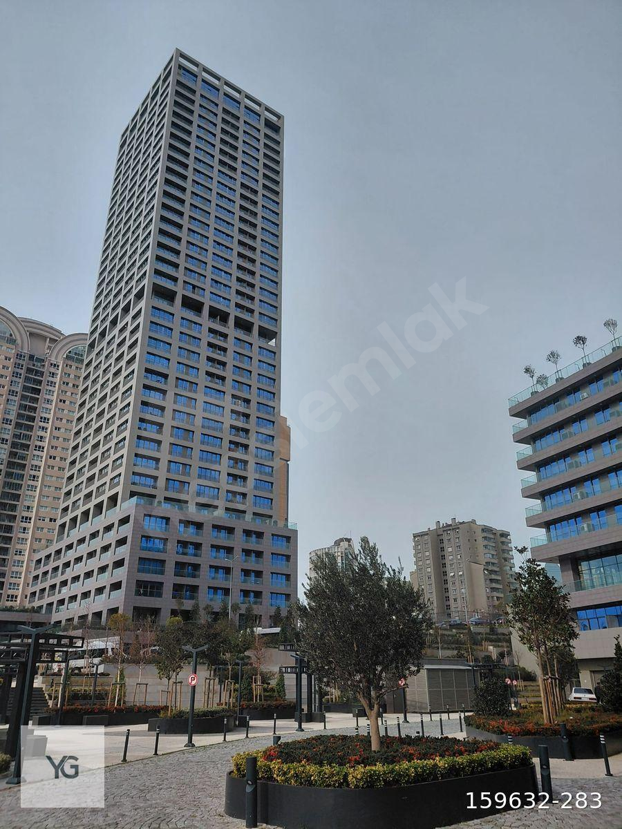 Ataşehir Moder.. 4+1 kiralık