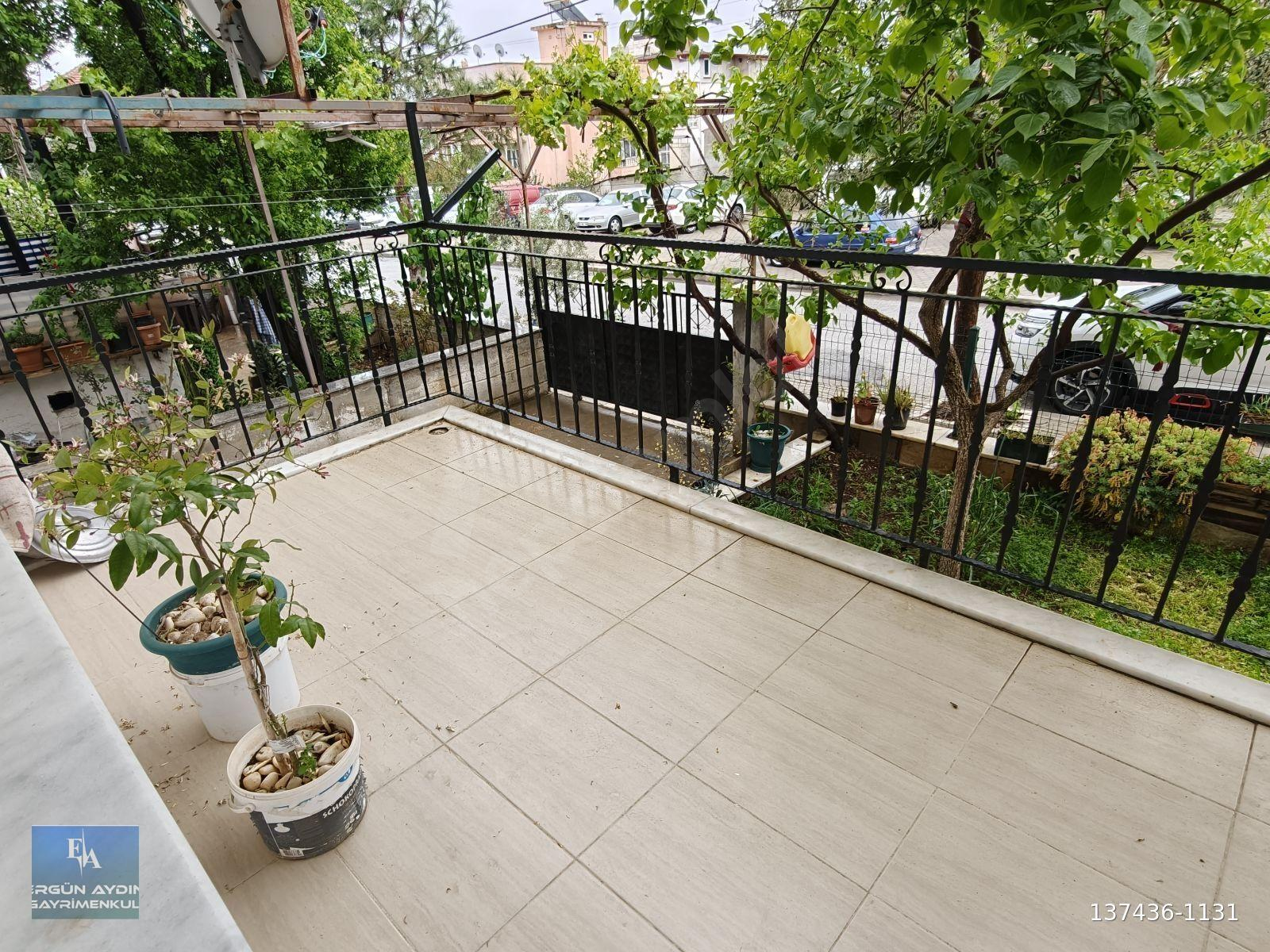 ERGÜN AYDIN'DAN Bahçelievler'de 2+1 90m2 Önü Açık Kiralık Daire