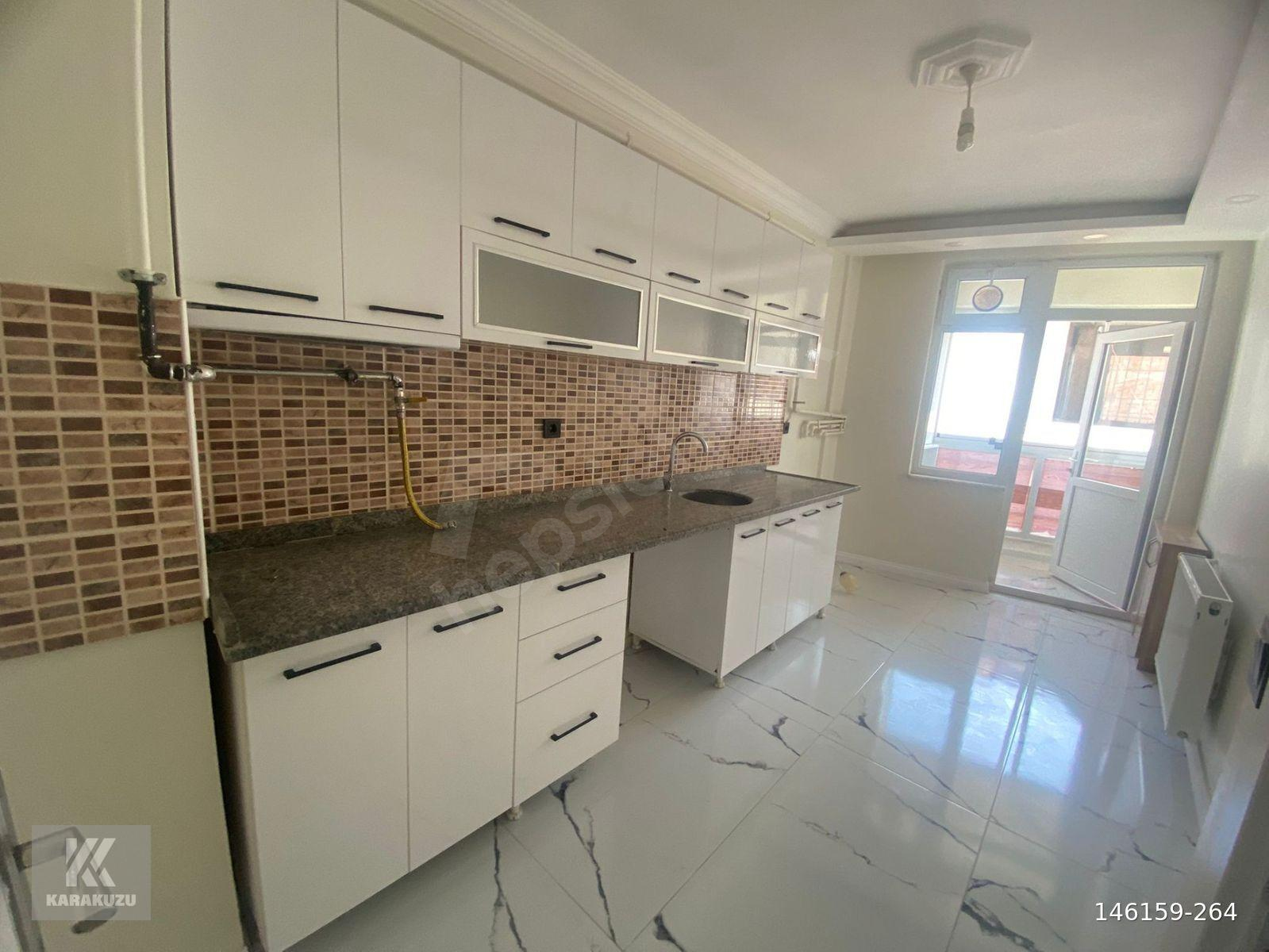 KAPLANLI CD ÜZERİ SIFIR TADİLAT BALKON LÜX 100M² 2+1 DAİRE BK-20