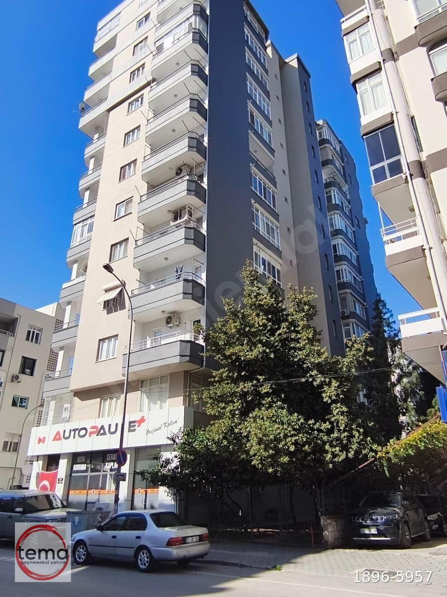 REŞATBEY DE MERKEZİ KONUMLU BİNA DA SATILIK 4+1 DAİRE