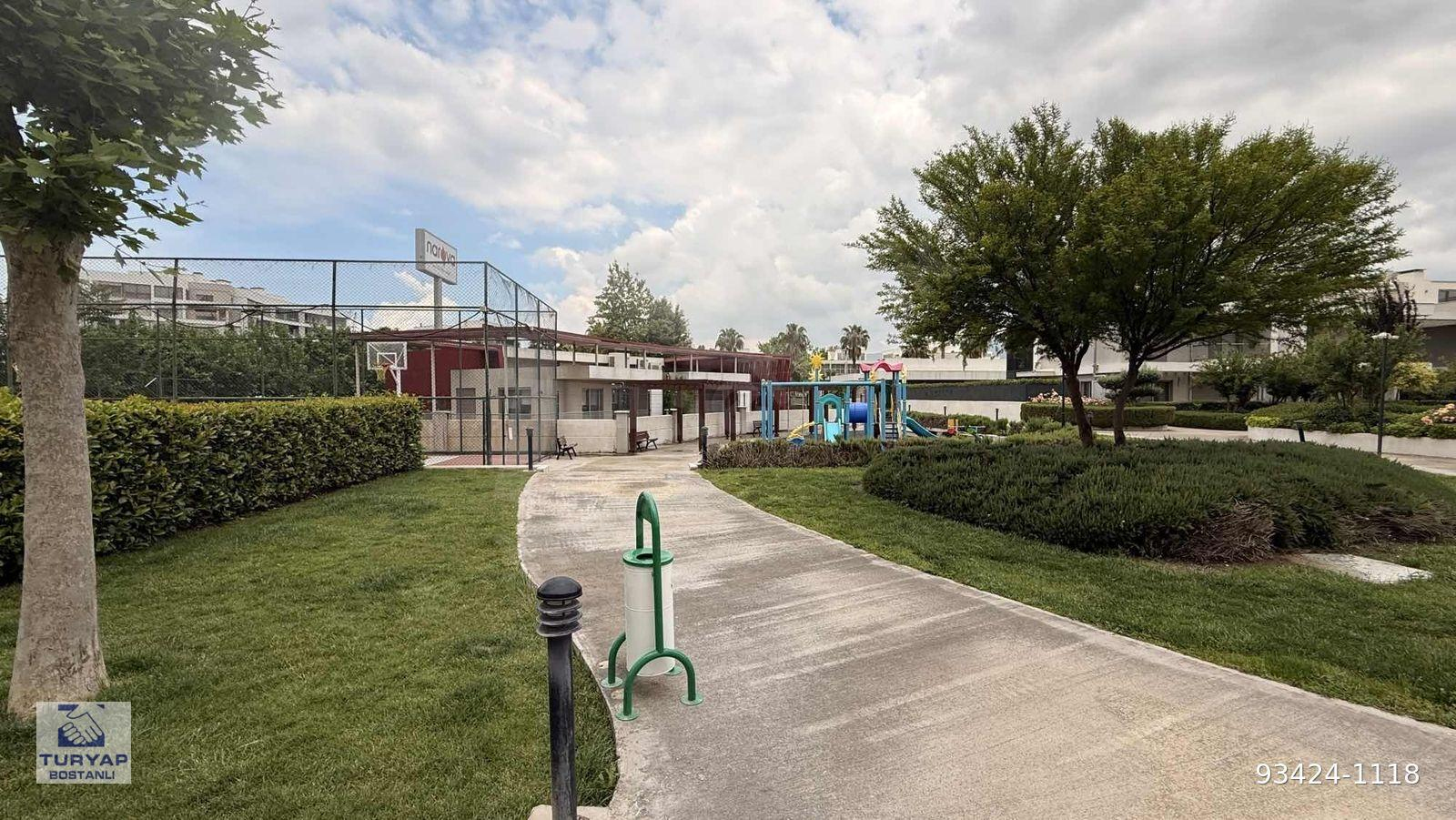Bornova Narova 2. Etap Büyük 1+1 Satılık Daire