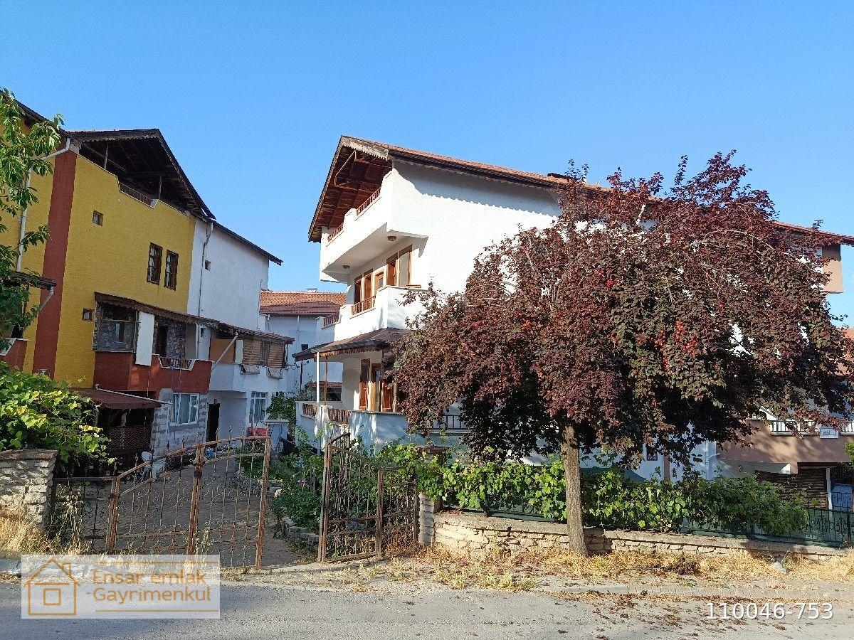 ENSAR EMLEKTAN ESENTEPEDE KİRALİK1+1 DAİRE.