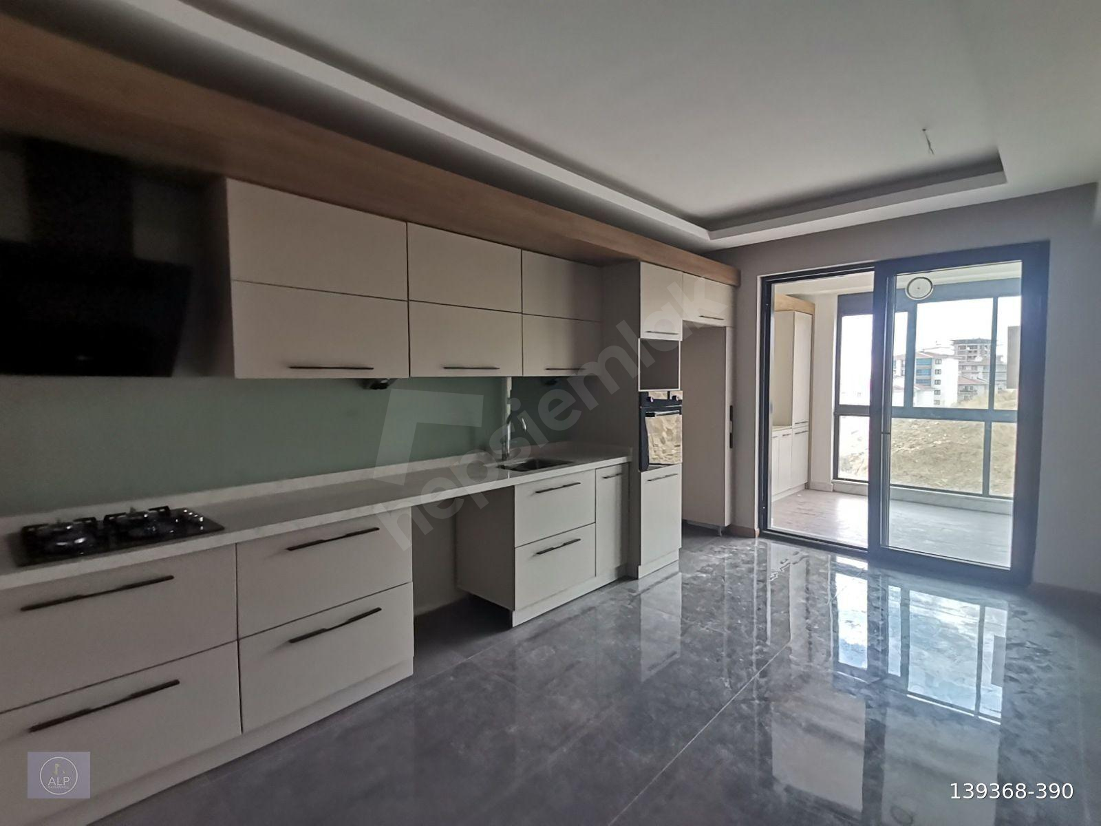 Ankara Polatlı Şehitlik Mahallsinde Satılık 4+1 Daire