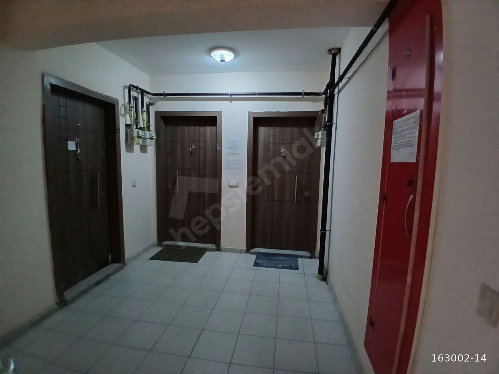 ÜNALAN MAH.BARBAROS CADDESİNDE SATILIK 2+0 APART