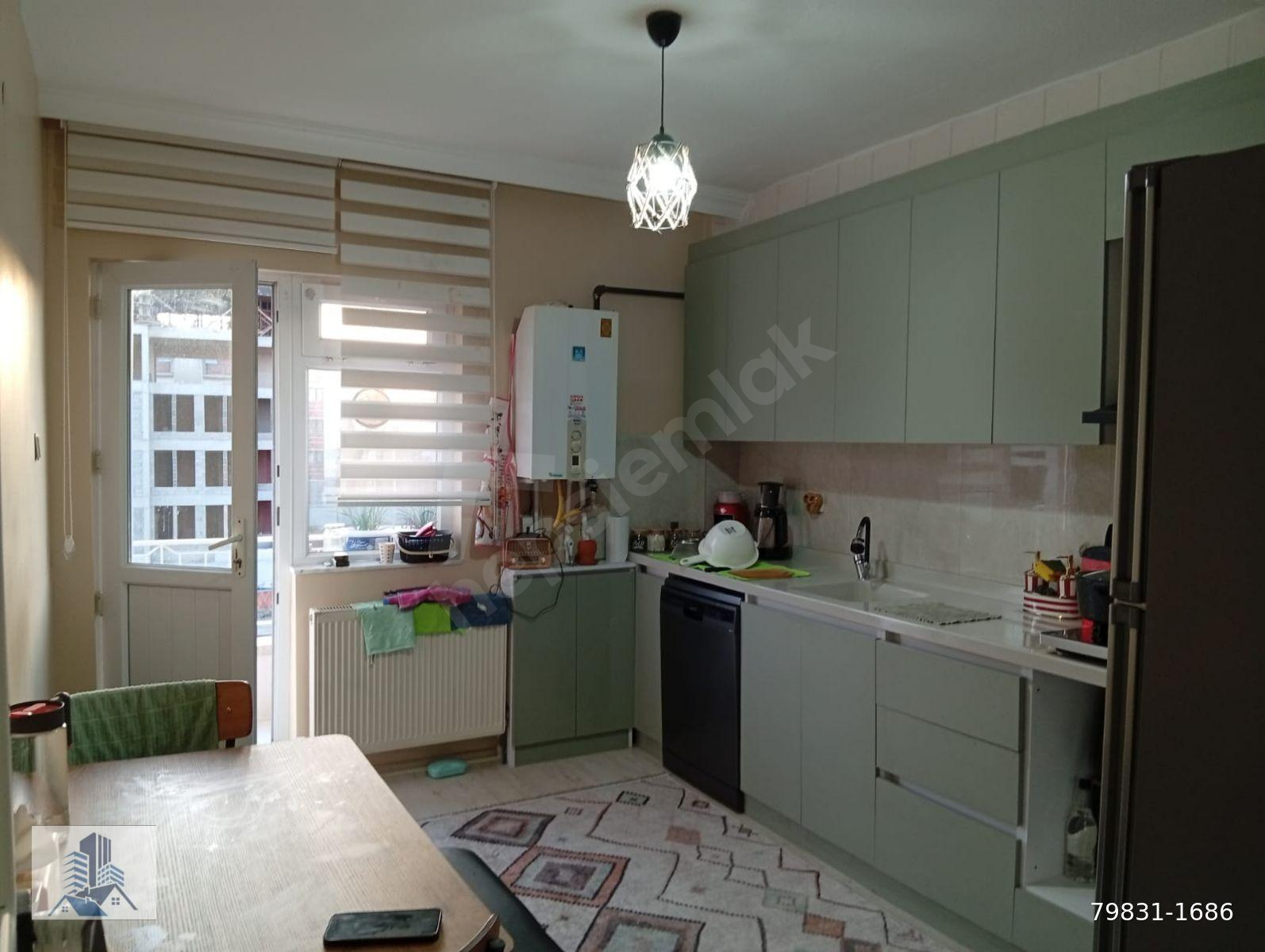 BUĞRDAN NEZİH SİTEDE CAD.ÜZERİ KATTA FULL LÜXXX YAPILI KUPON 3+1