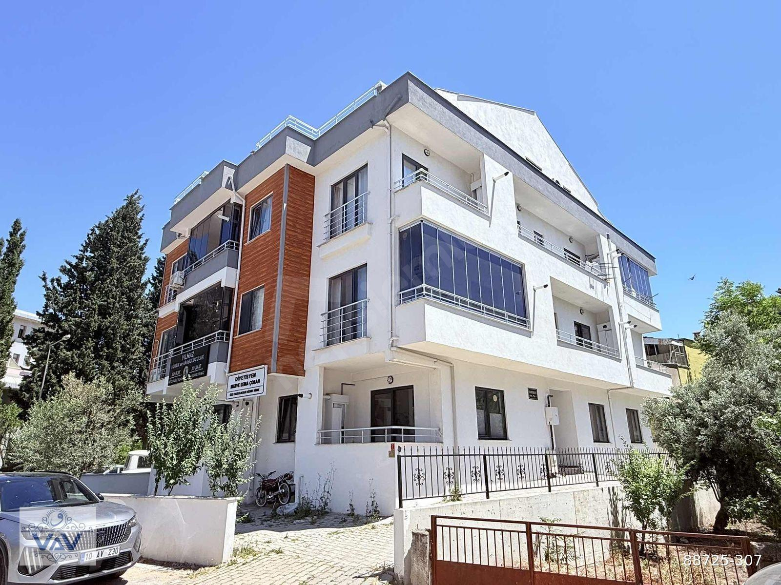 VAV GRUP'dan GAZİOSMANPAŞA MAH ADLİYE ARKASI ARAKAT EŞYALI GENİŞ