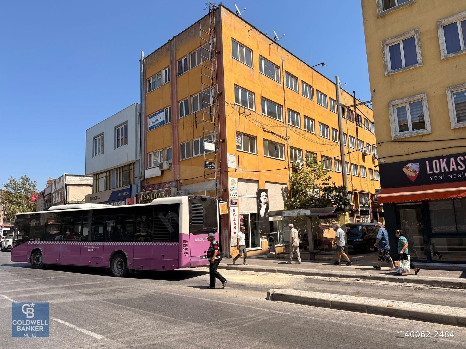 ATATÜRK CADDESİ ÜZERİ ZİLELİ İŞHANI SATILIK 2+1 İŞYERİ ve MESKEN