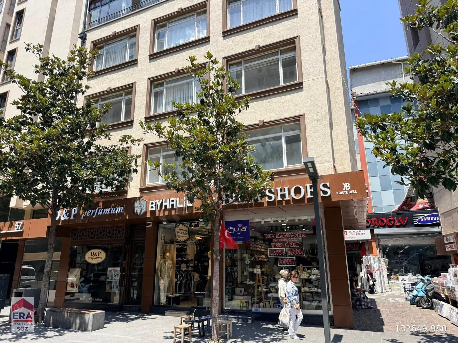 ERA SÖZ'DEN KARESİ MİLLİKUVVETLER CADDESİNDE 2+1 SATILIK DAİRE