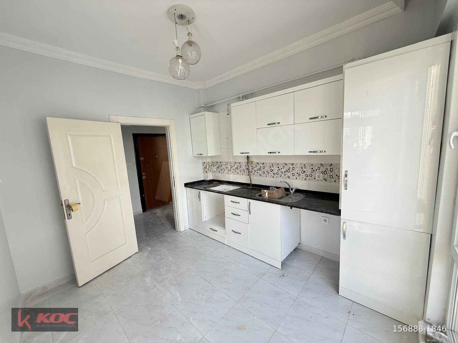 BEYKENT 1. ETAPTA YOL ÜZERİ ÇİFT BALKON ÇİFT BANYO 2+1 DAİRE