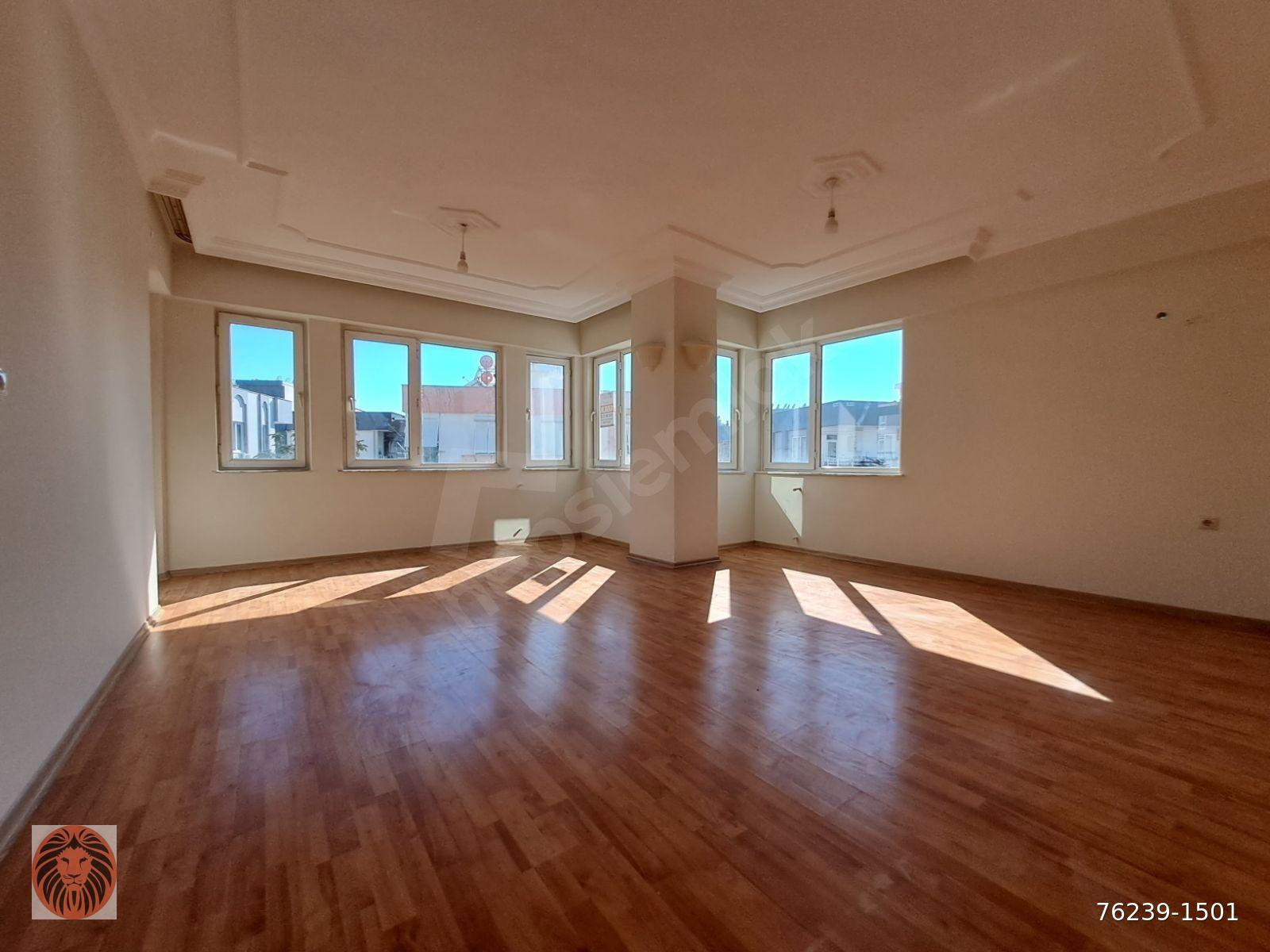 ŞEHİR MERKEZİNDE SİTE İÇİNDE DOĞALGAZLI 3+1 160M2 KİRALIK DAİRE