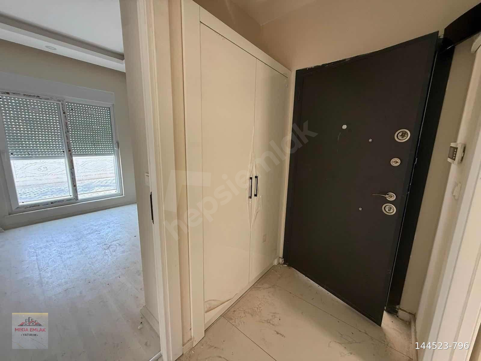 DÖŞEMEALTINDA 2+1 85 M2 İSKANLI SATILIK FIRSAT DAİRE!!!