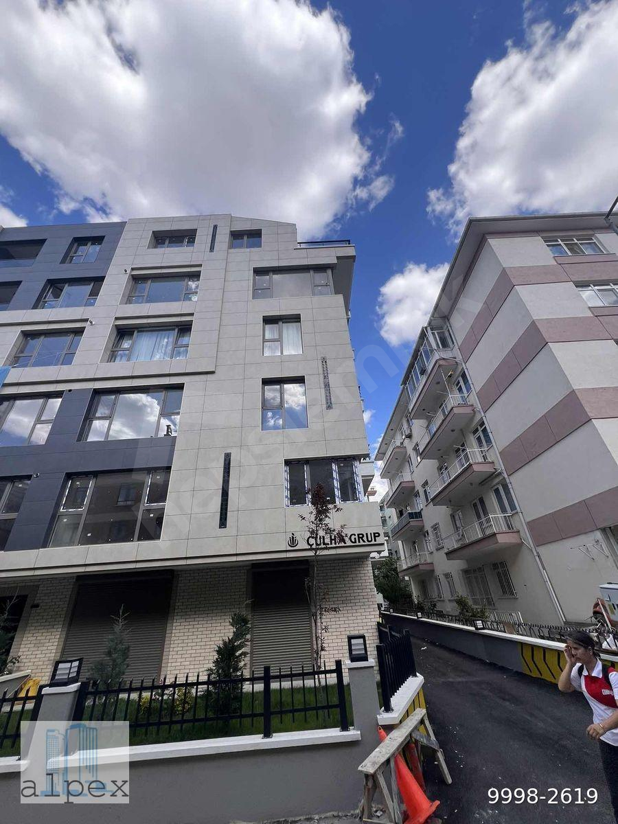 ŞİLİ VE GÜVENLİK YAKINI YENİ BİNADA GENİŞ TİP 1+1 2.KAT BALKONLU
