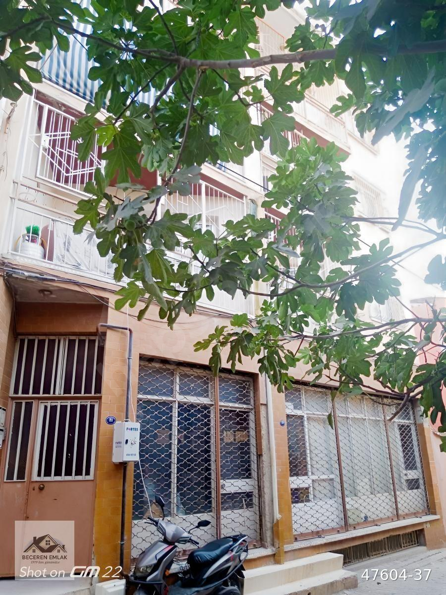 Birlik Mahallesi'nde Satılık 115 m2 3+1 Bakımlı Daire