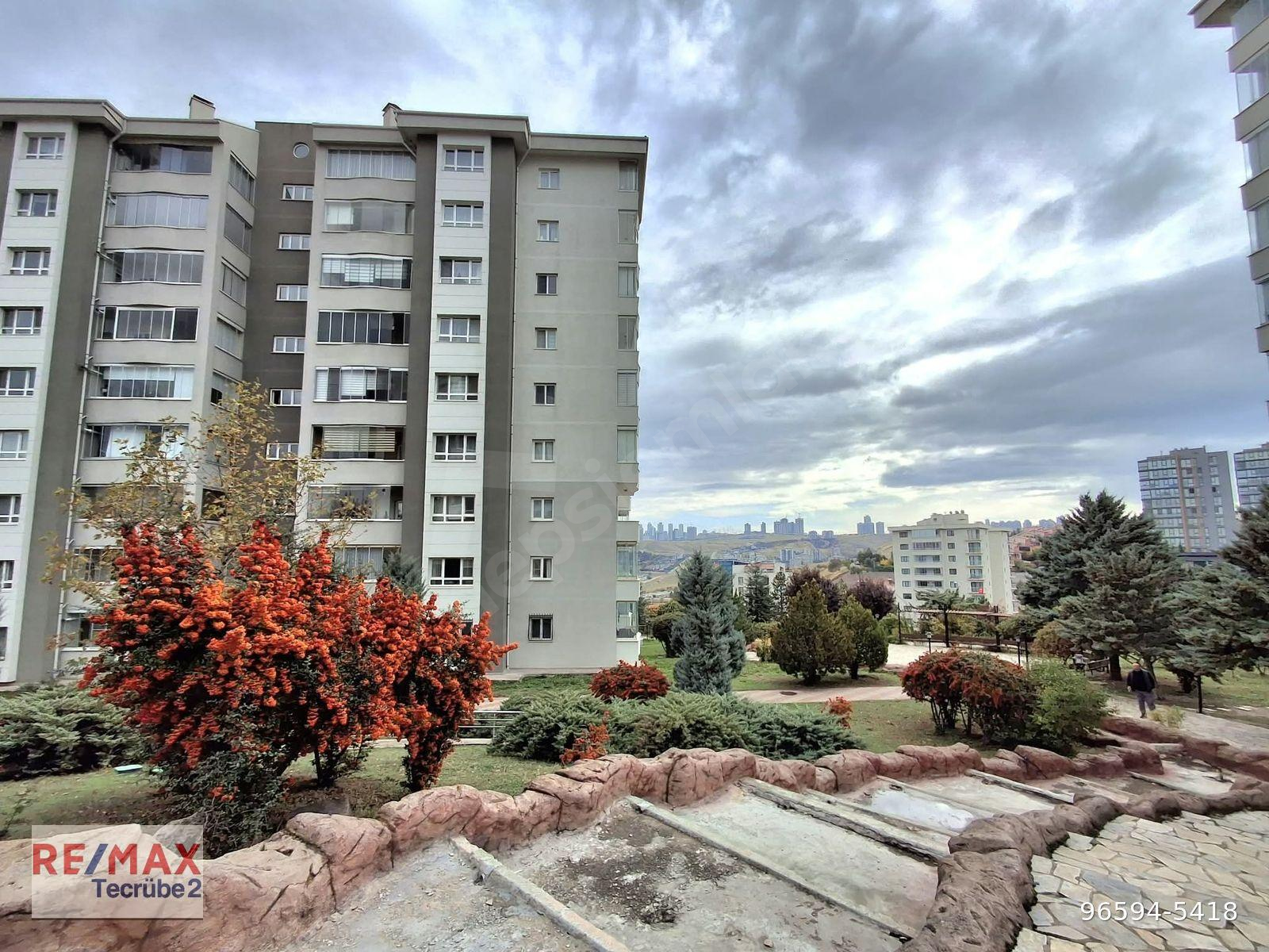 ALACAATLI PARK CADDESİ LAVANTA PARK SİTESİ 4+1