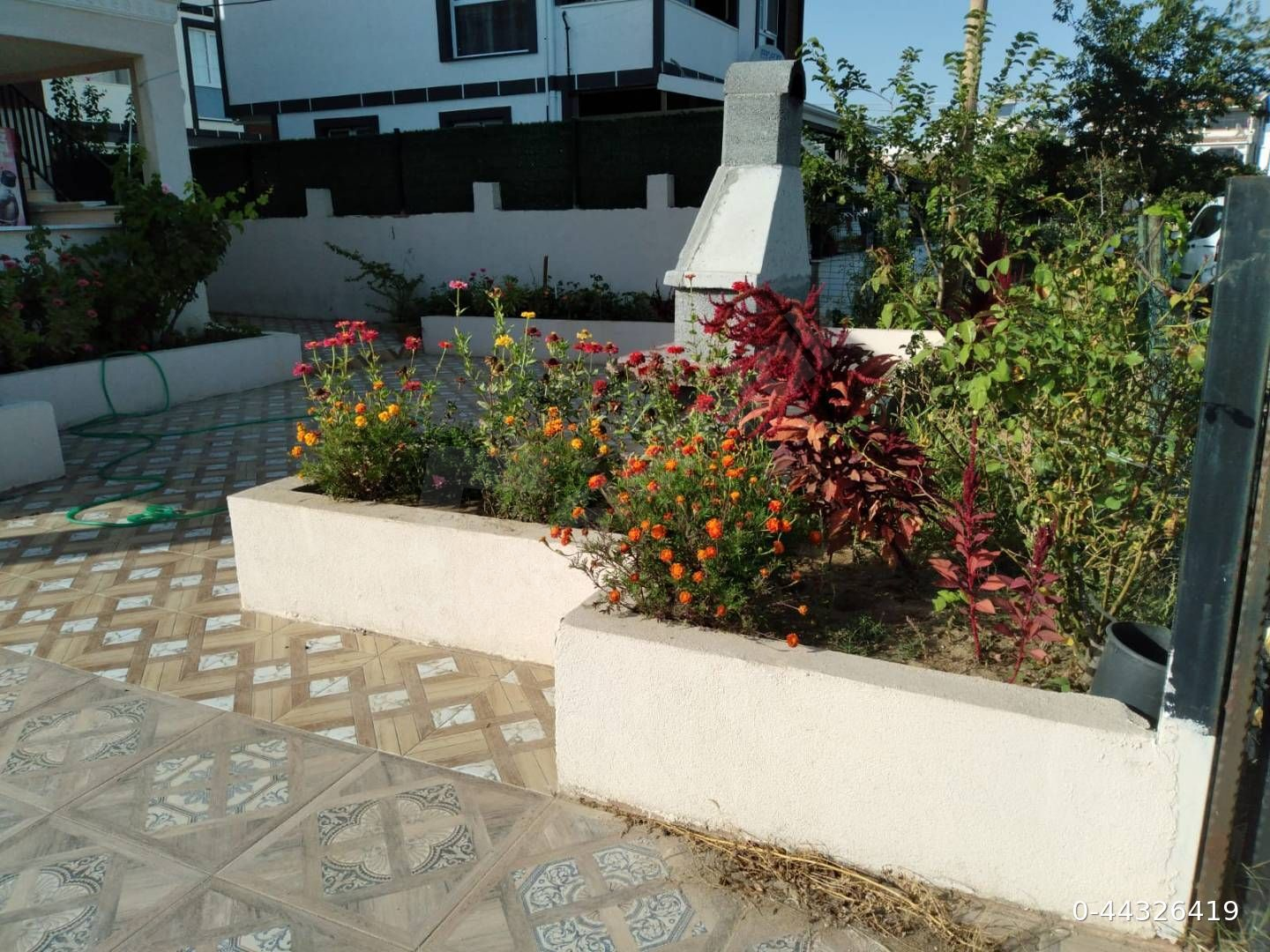 DOĞALGAZLI EŞYALI 2+1 DAİRE denize 250 metre