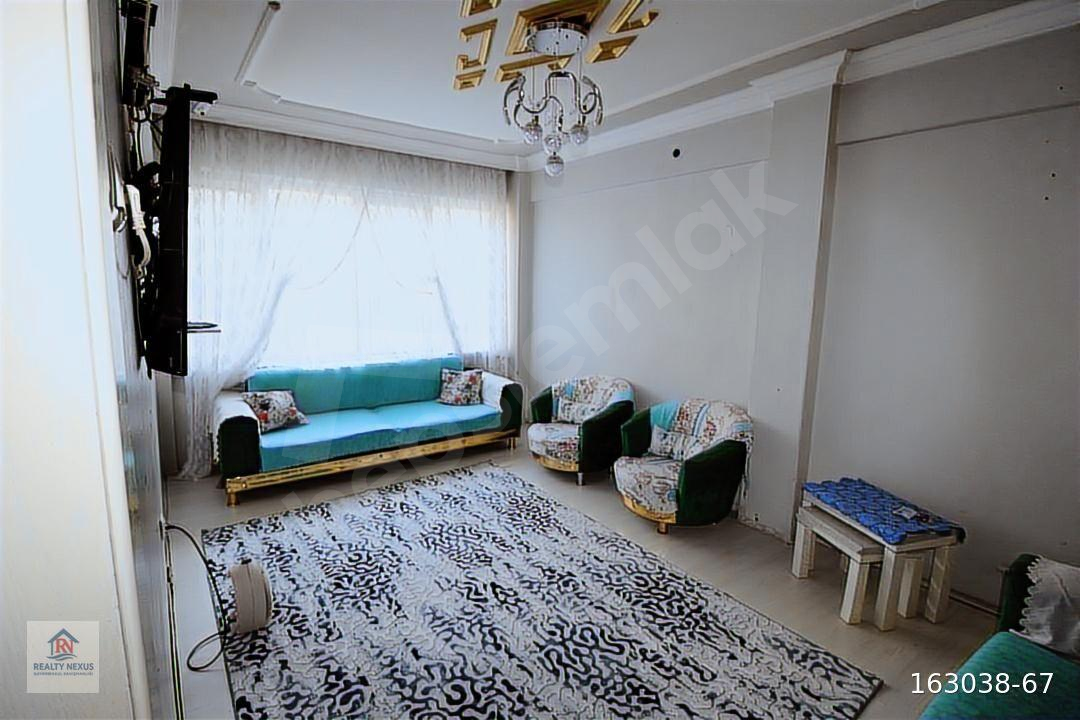Bursa İncirli Caddesinde Merkezi Konumda 90 m² Geniş 2+1 Daire