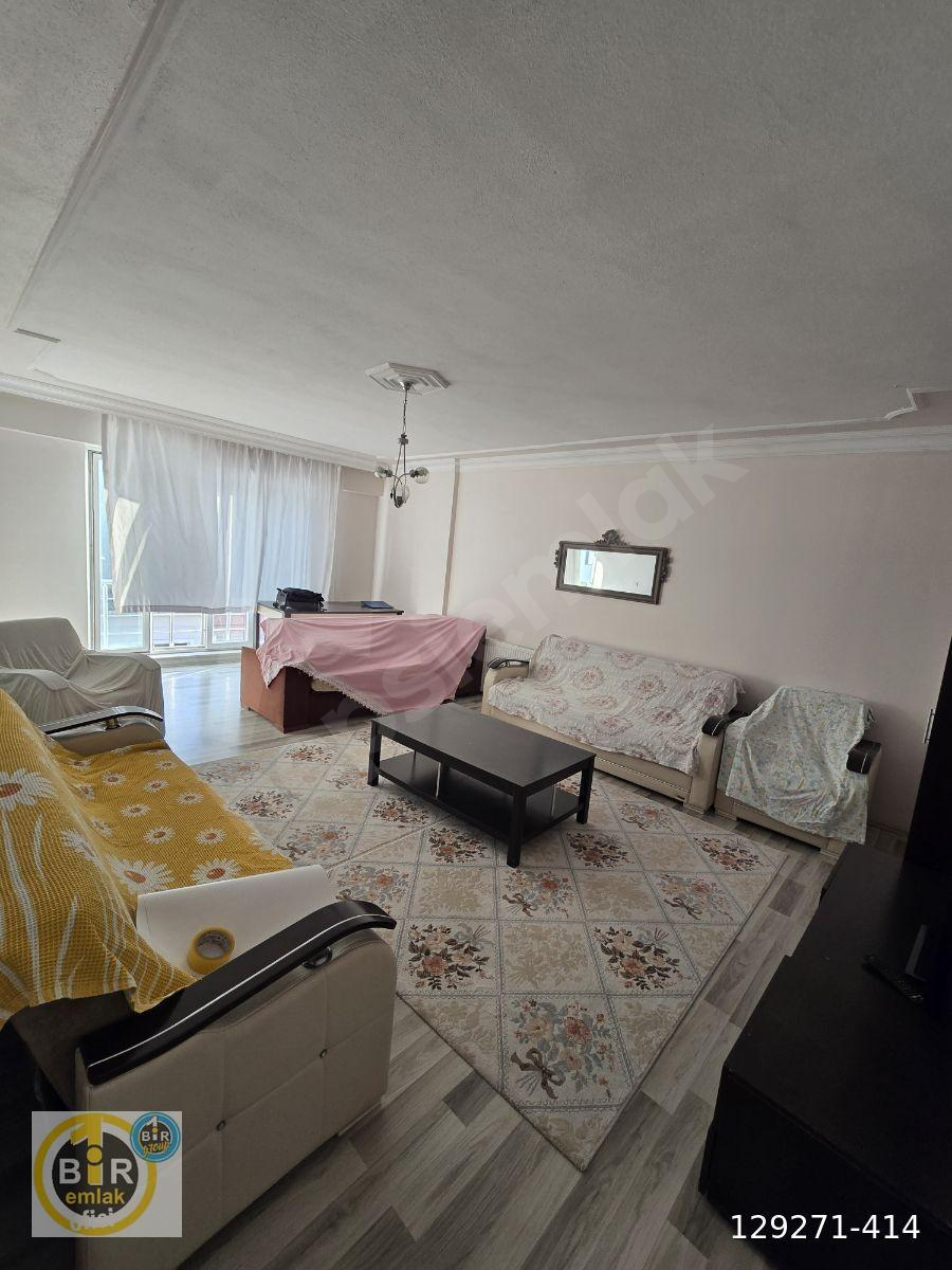 GENİŞ DAİRE ARAYANA 3+1 DAİRE