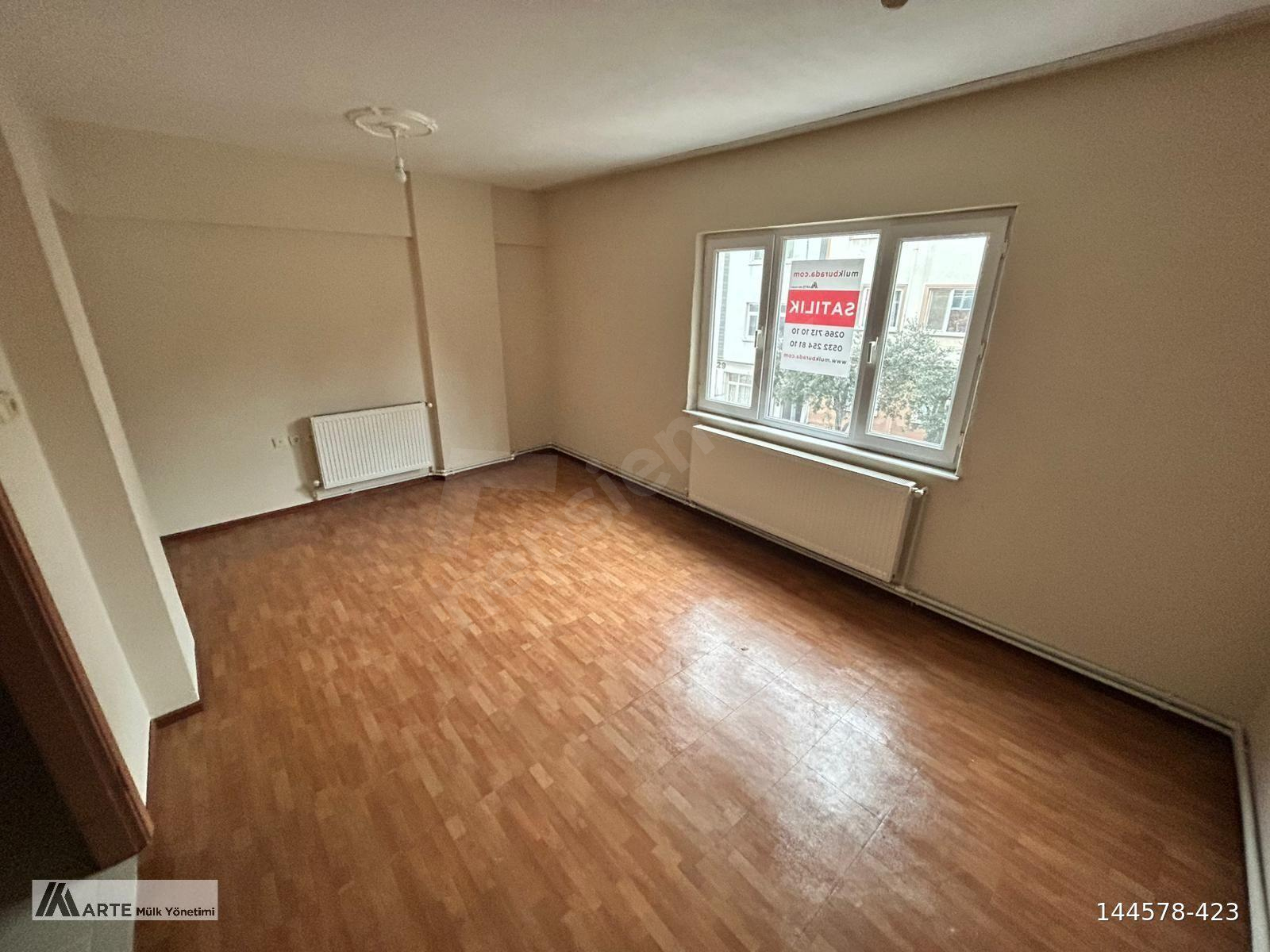 17 EYLÜL'DE 90 M2 2+1 ARA KAT BALKONLU SATILIK DAİRE
