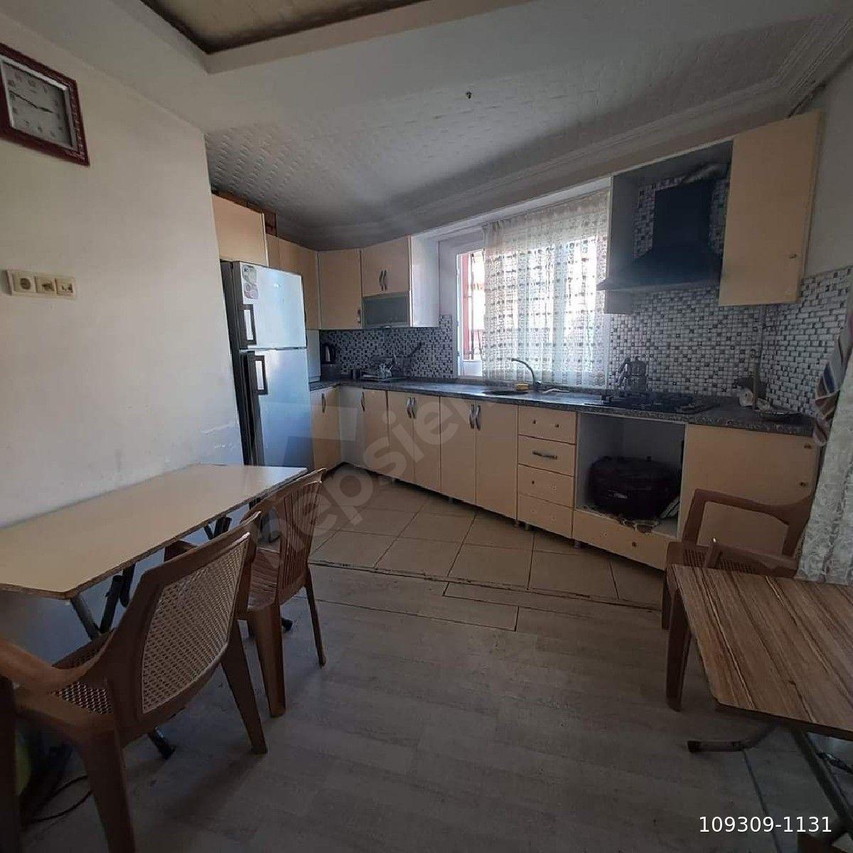 ESKİÖMERLİ MAH.YÜKSEK ZEMİN 2+1 KOMBİLİ FUL EŞYALI KİRALIK DAİRE