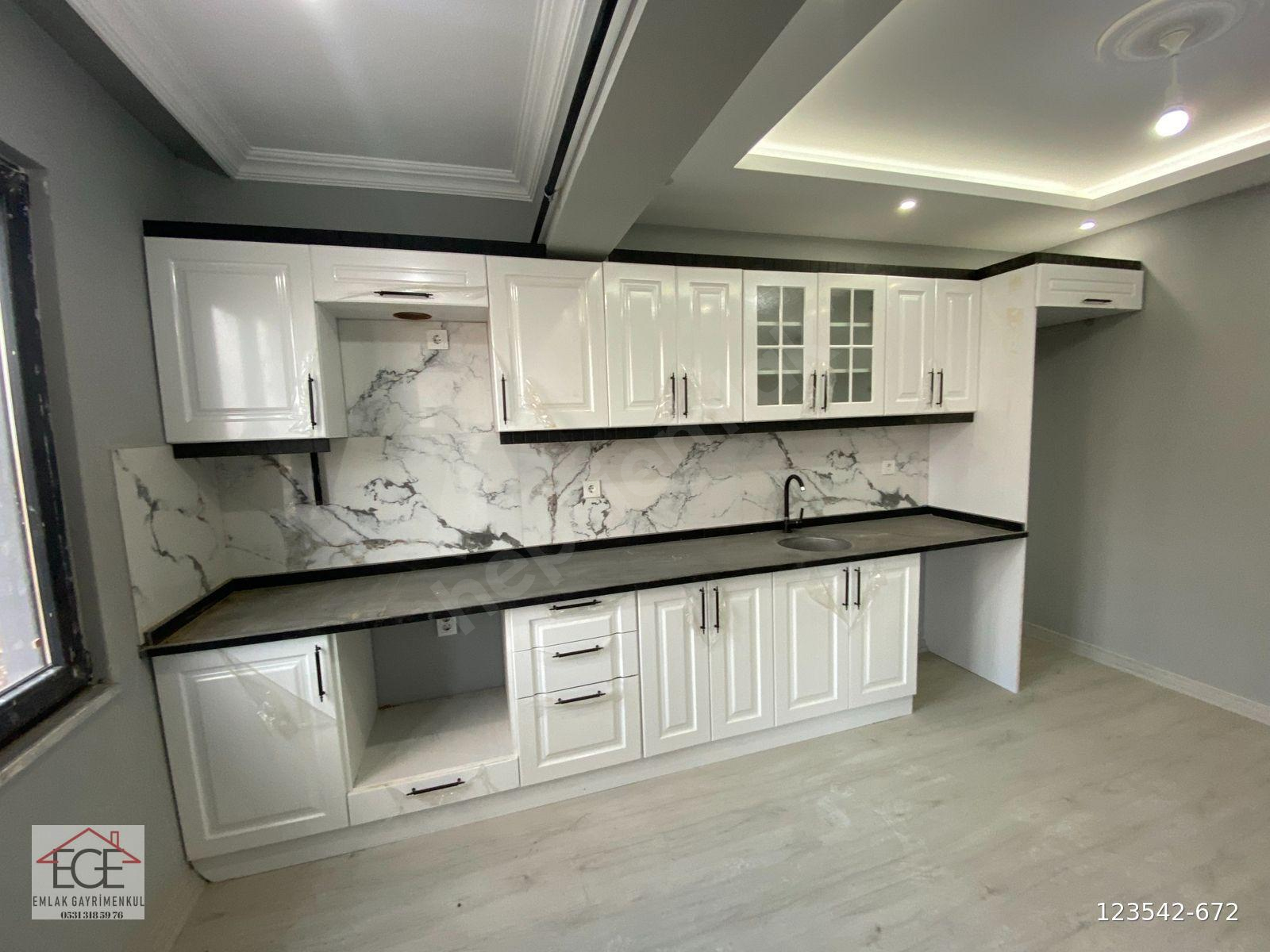 EGE EMLAK'TAN OTOGAR KARŞISINDA SATILIK 2+1 SIFIR DAİRE