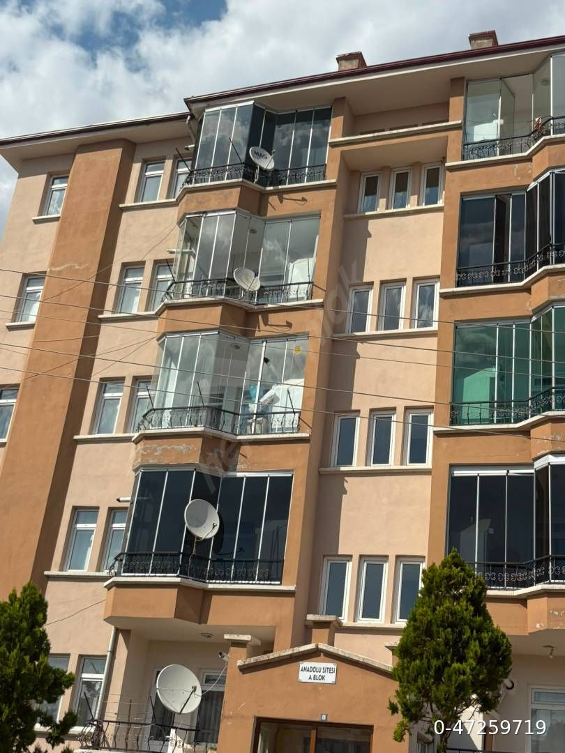 4+1 CAM BALKONLU İLKOKUL YANI AİLE İÇİN UYGUN