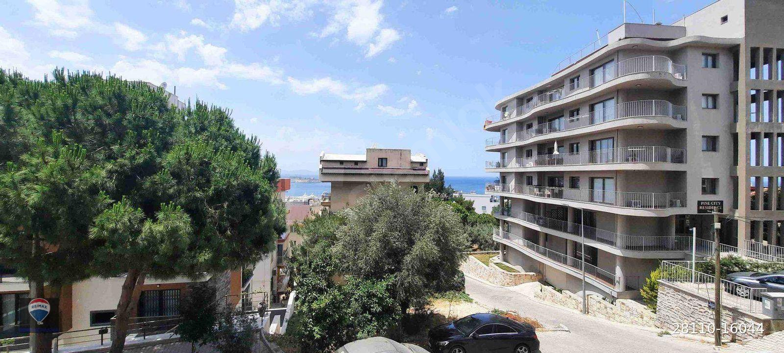 KUŞADASI MARİNA da KİRALIK DAİRE 4+1 DOĞALGAZLI DENİZ MANZARALI EŞYALI