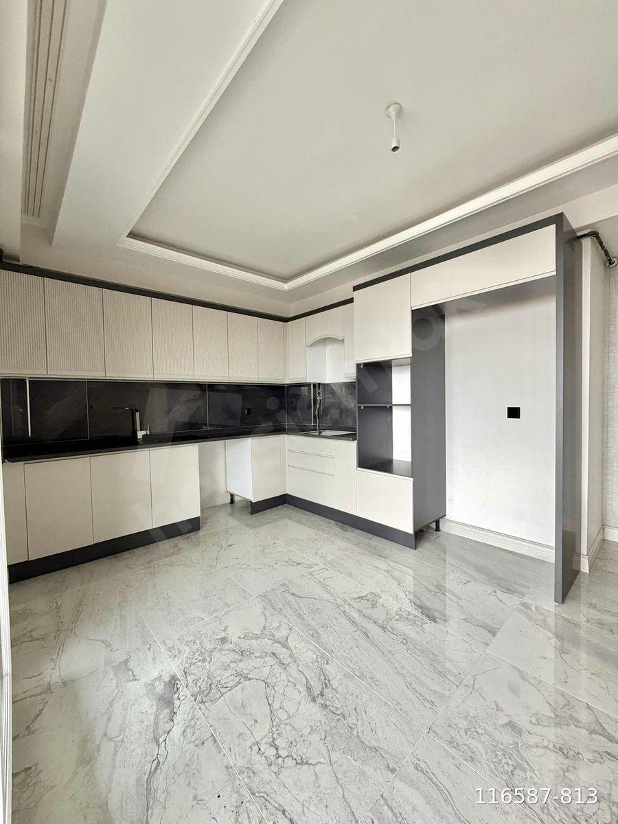 YENİ CEZAEVİ KARŞISI RİVA YAPIDA SATILIK 3+1 LÜKS DAİRE SİTE İÇİ