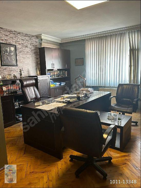 OSMANİYE AVUKATLAR BÖLGESİ OFİSE UYGUN SATILIK 3+1DAİRE ÖN CEPHE