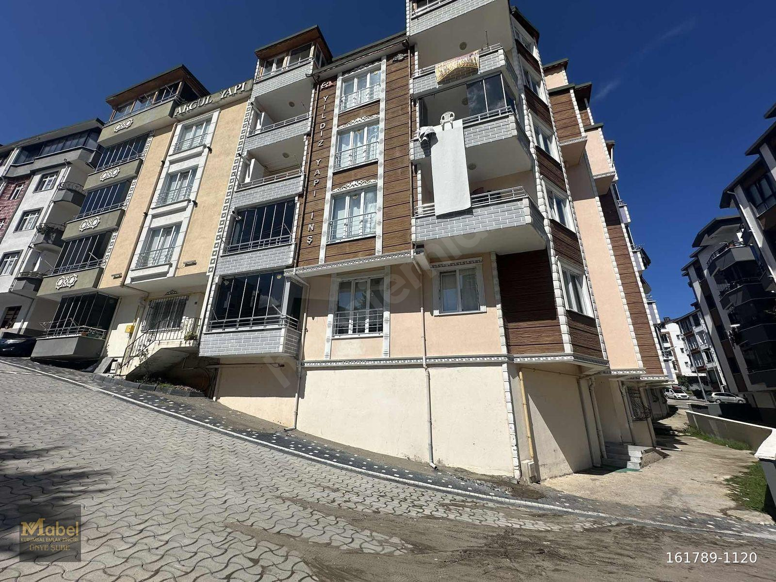 ÇINARLIKTA UYGUN FIRSAT FİYATLI KİRALIK DUBLEKS DAİRE