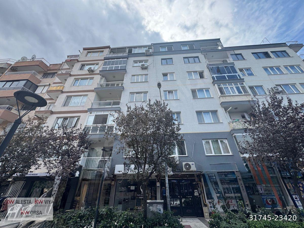 kw'den Çarşı merkezde,Asansörlü,Doğalgazlı,Arakat 2+1 daire